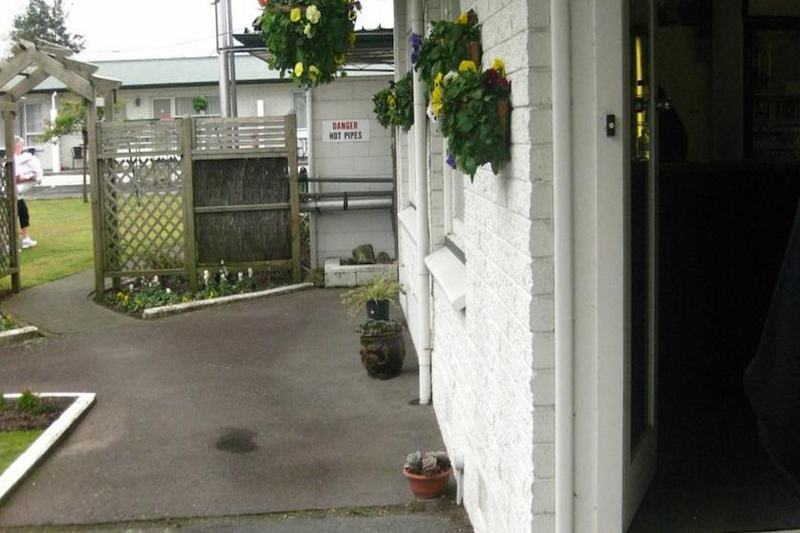 Cleveland Thermal Motel Rotorua Exterior photo